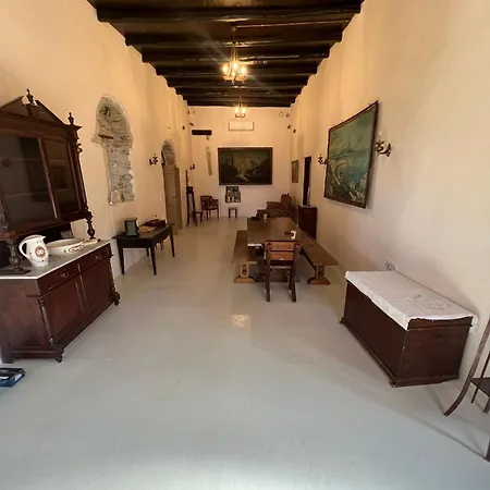 דירה Katharsis - 15th C Venetian Palace - Naxos Old Town I