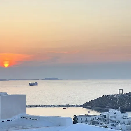 Katharsis - 15th C Venetian Palace - Naxos Old Town I