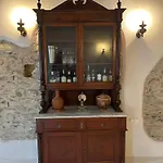 Katharsis - 15th C Venetian Palace - Naxos Old Town I Naxos City