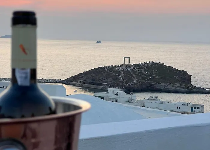 Katharsis - 15th C Venetian Palace - Naxos Old Town I Apartamento